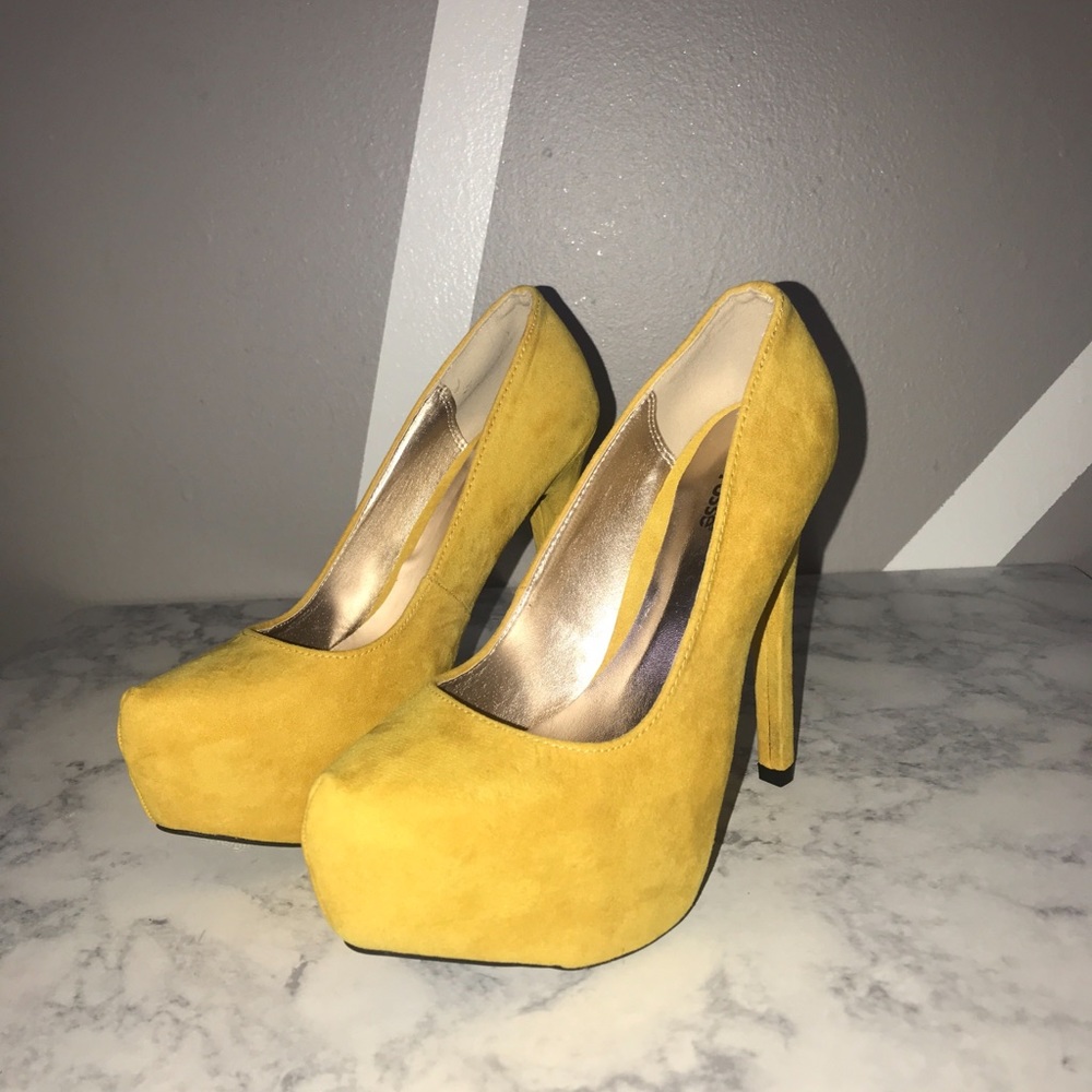 Suede heels